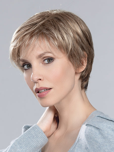 CARA 100 DELUXE by ELLEN WILLE in DARK SAND MIX 14.26.12 | Medium Ash Blonde, Light Golden Blonde, and Lightest Brown Blend